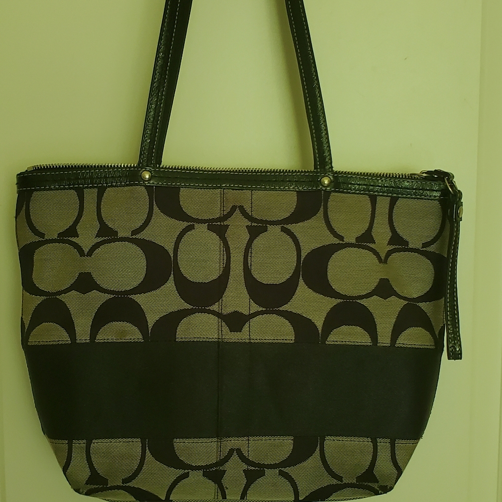 Black purse